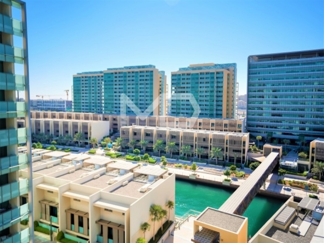 Sea and Canal View | High Floor | Beach AccessAl Maha in Al Muneera