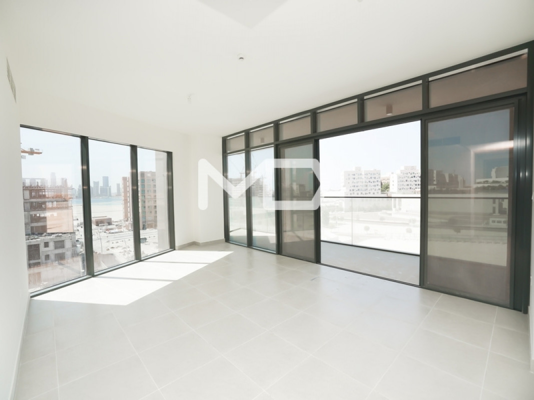 Fascinating Unit With Amazing City View | InvestSoho Square Residences in Soho Square