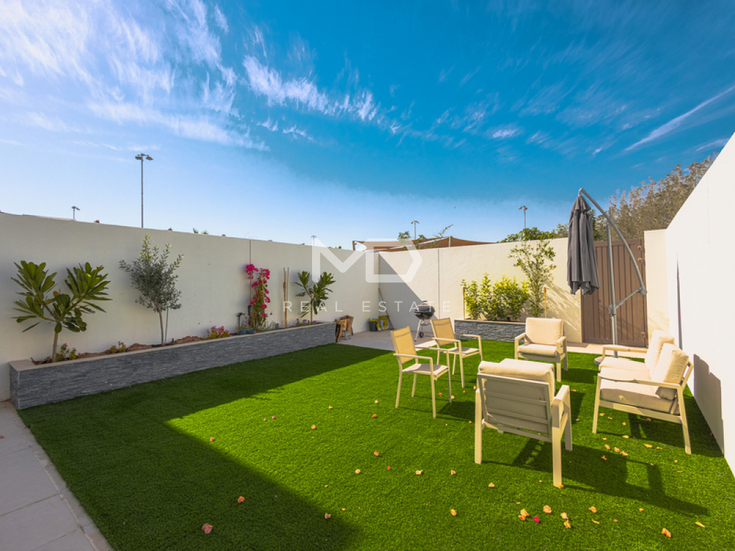 Exclusive | Private Garden | Unique LayoutThe Cedars in Yas Acres